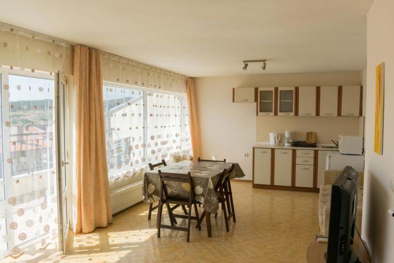 Villa Eos 3*