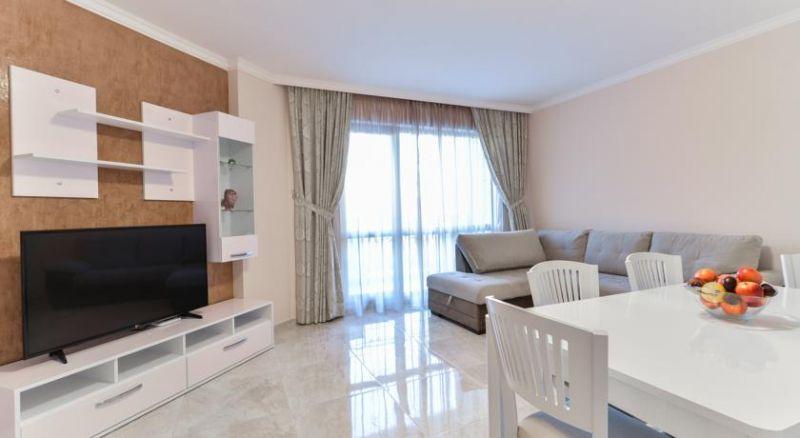 Villa Florence Aparthotel 3*
