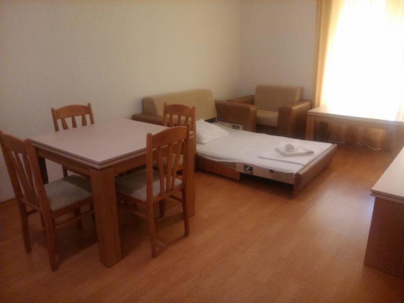Yassen Apartments 2*