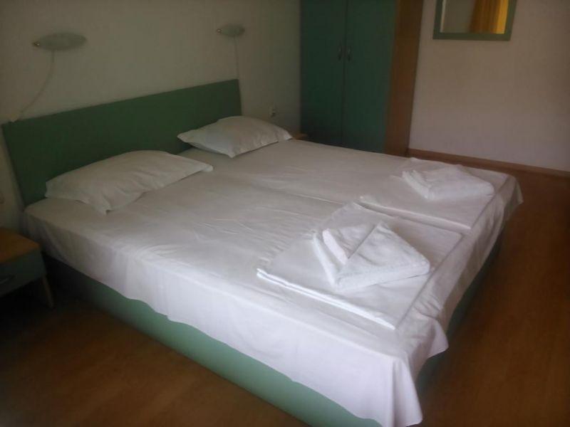 Yassen Apartments 2*