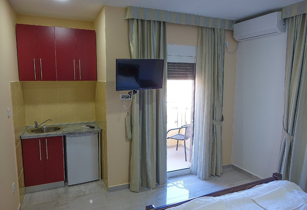 Banbus Apartments  3*