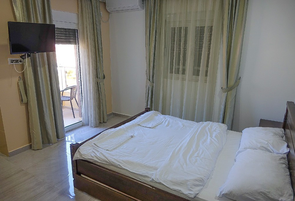 Banbus Apartments  3*