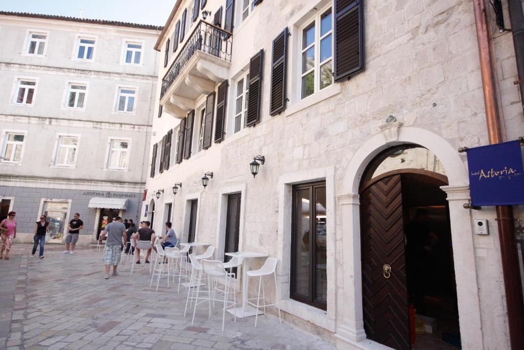 Astoria Kotor 4*