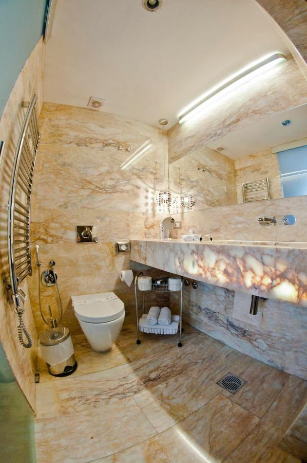 Astoria Kotor 4*