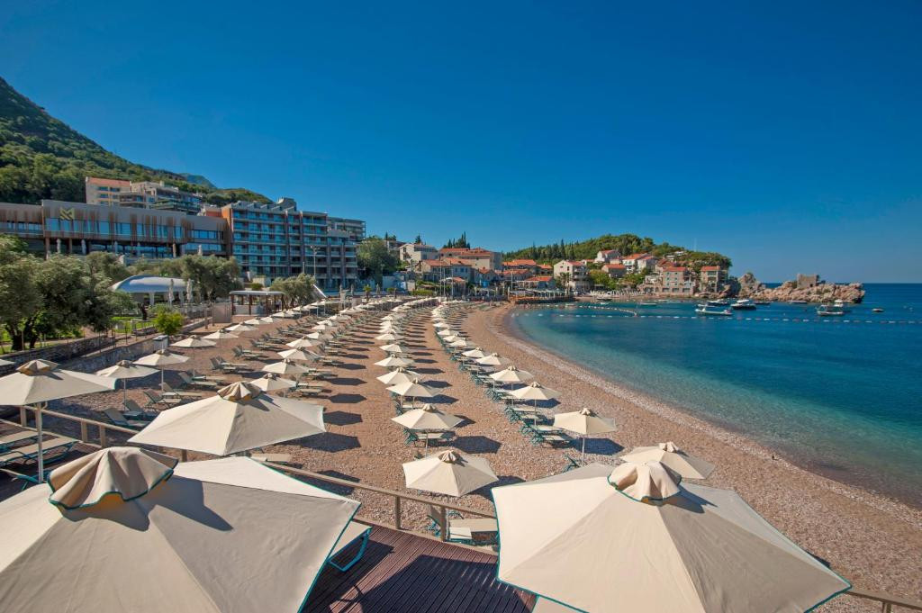 Maestral Resort & Casino 5*