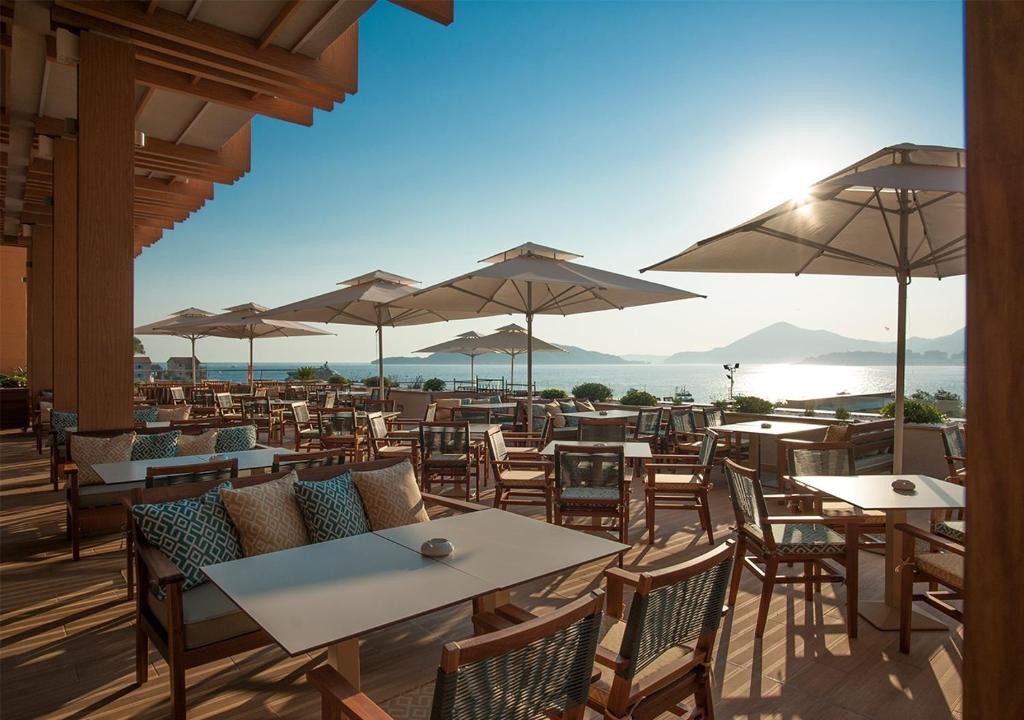 Maestral Resort & Casino 5*