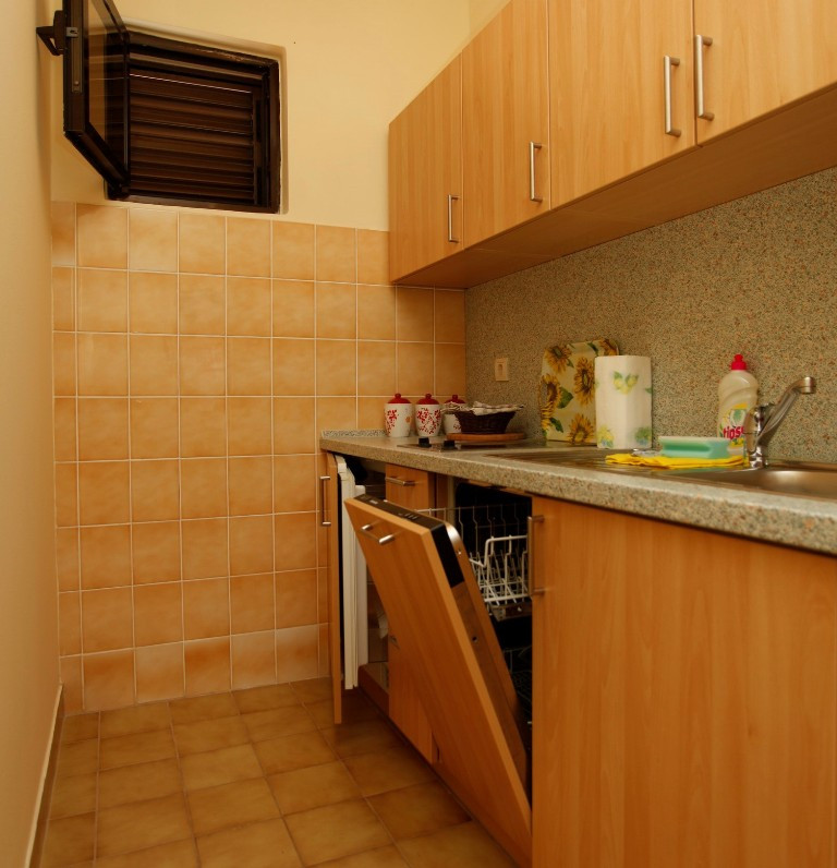 Perovic 3*