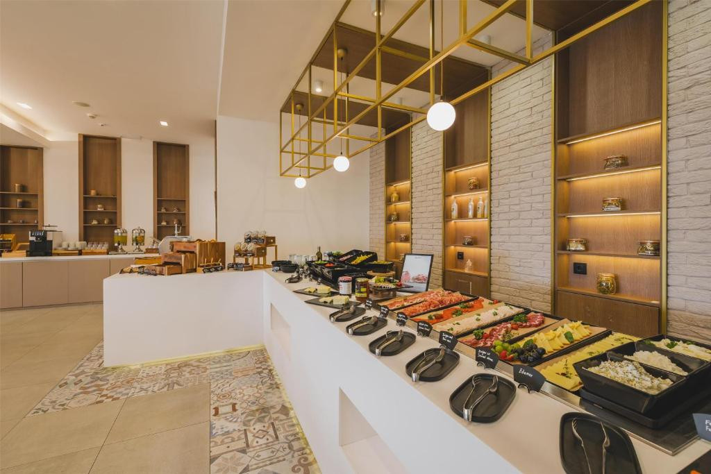 Radisson Resort Ruza Vjetrova 4*