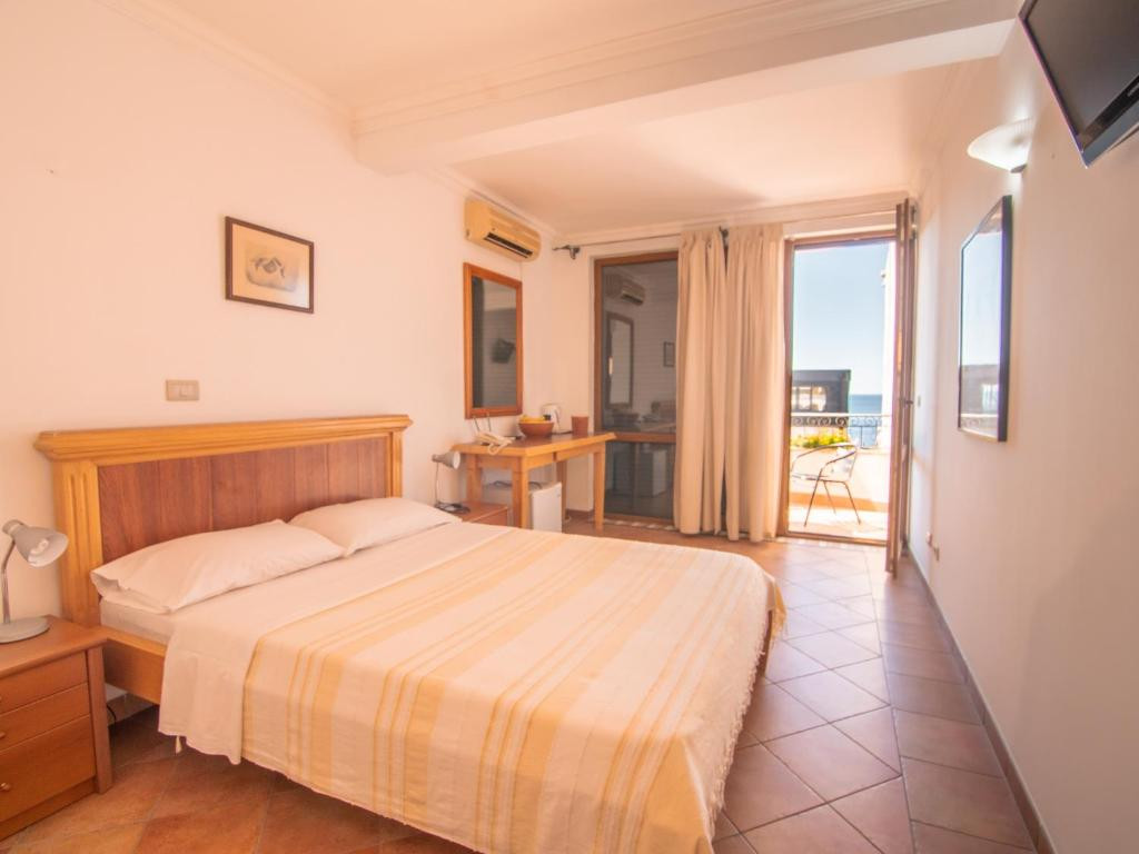 Levantin Inn 3*