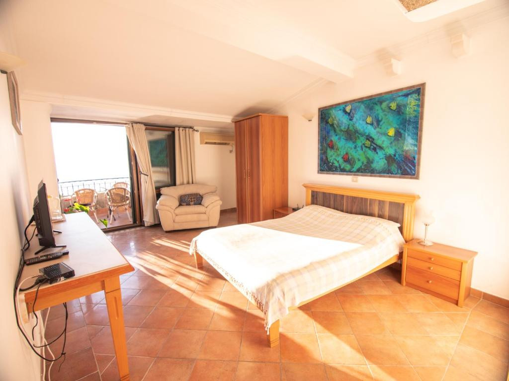 Levantin Inn 3*