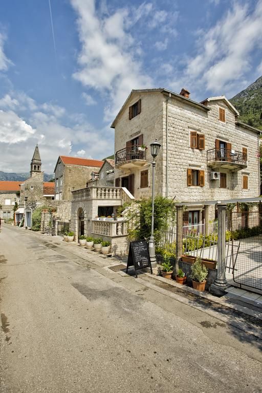 Admiral Hotel 3*
