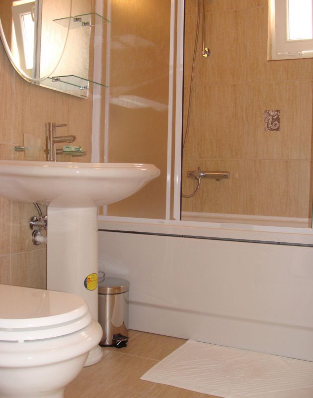 Alessandra Apartments 3*