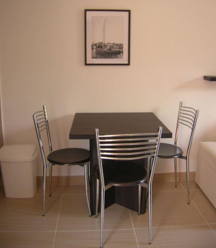 Alessandra Apartments 3*