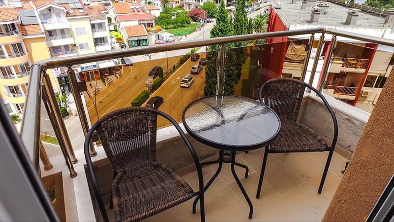 Banbus Apartments  3*