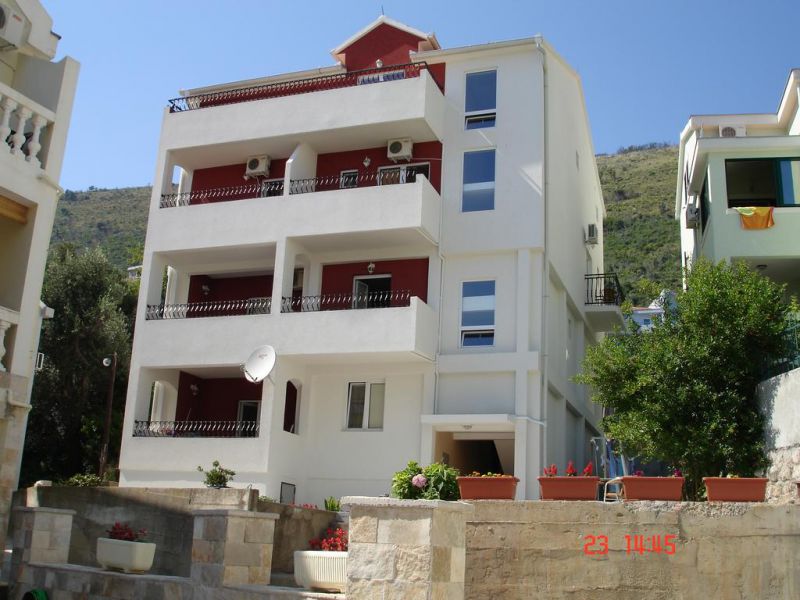Apartment Ana 3*