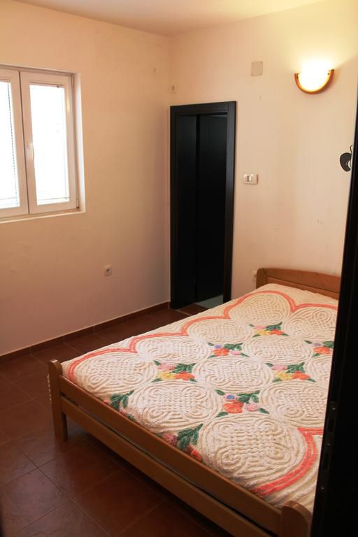 Apartment Ana 3*