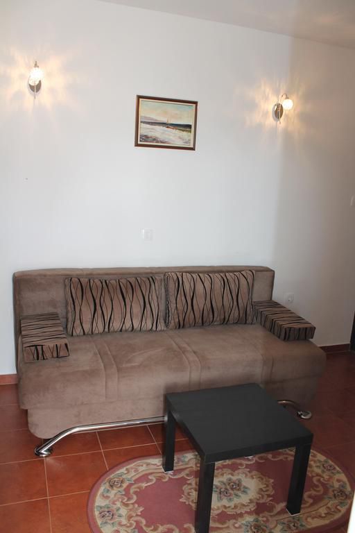 Apartment Ana 3*