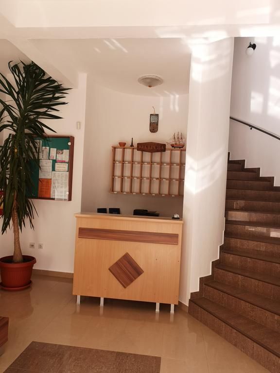 Dana Small Hotel 3*