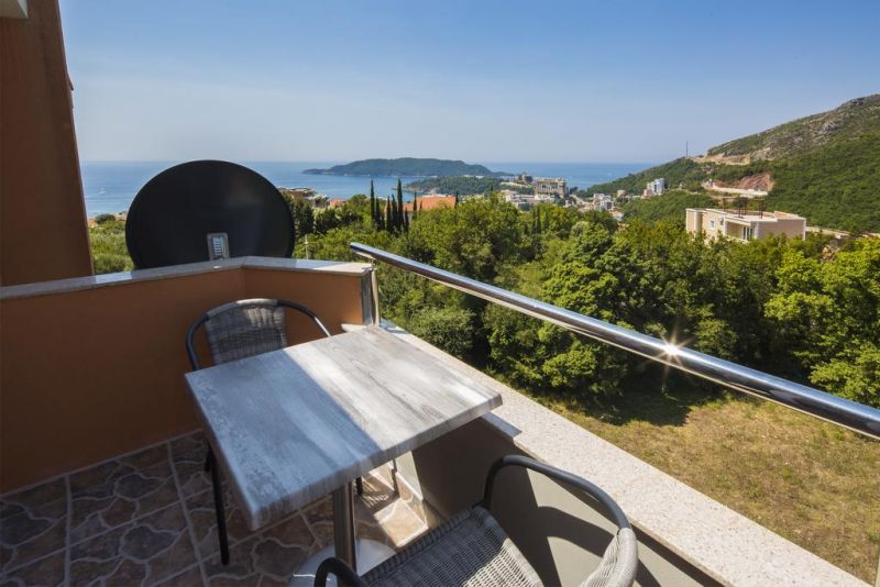 Ivanovici Guest House 3*