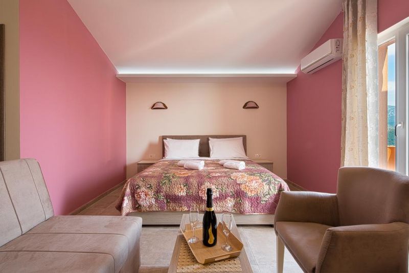 Ivanovici Guest House 3*