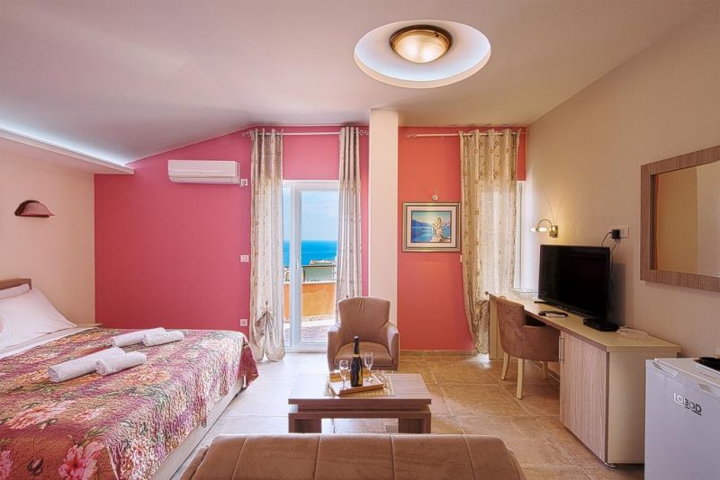 Ivanovici Guest House 3*