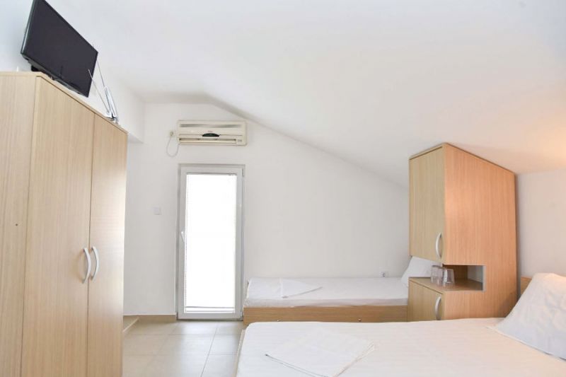 Ivo Apt 3*