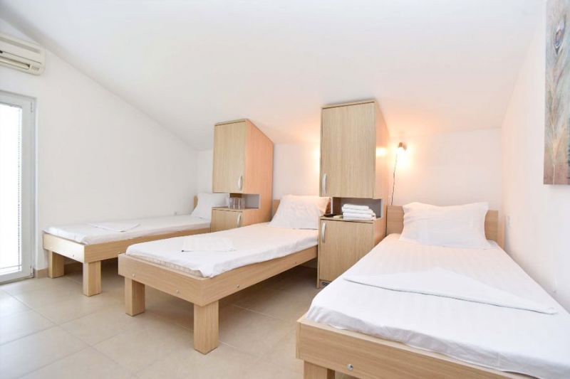 Ivo Apt 3*