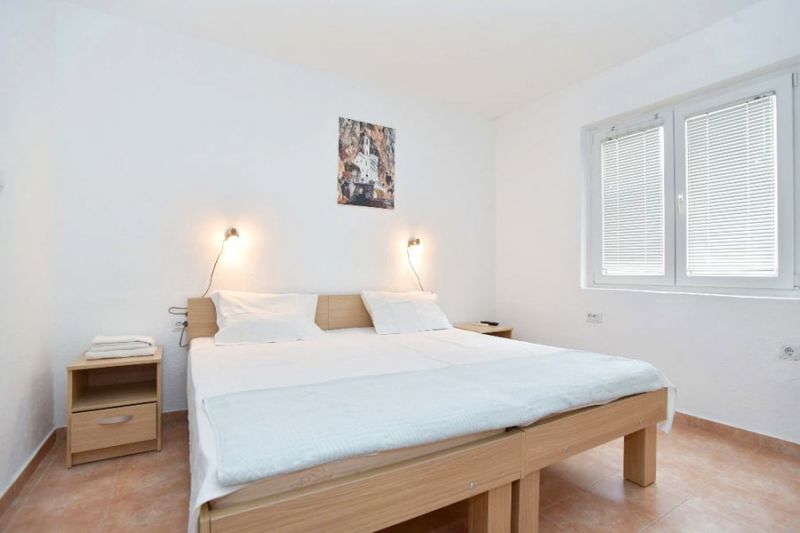 Ivo Apt 3*