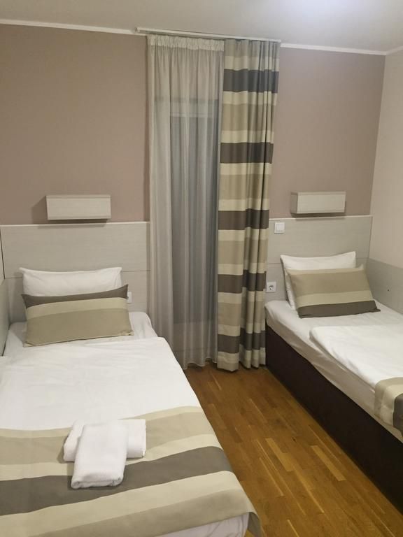 M-club Hotel 3*