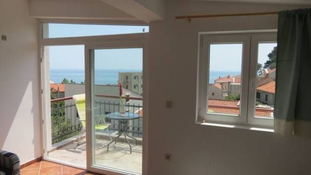 Orhideja Apartments 3*