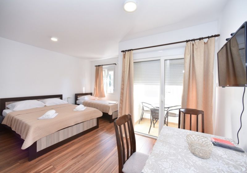 Teodora Apartments 3*