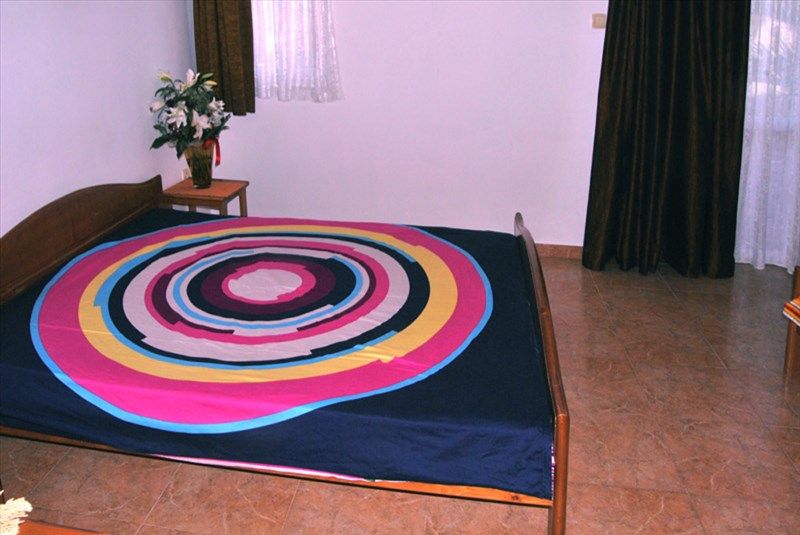 Villa L Budva 3*