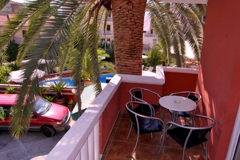 Villa L Budva 3*