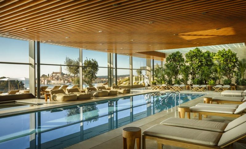 Grand Park Hotel Rovinj  5*