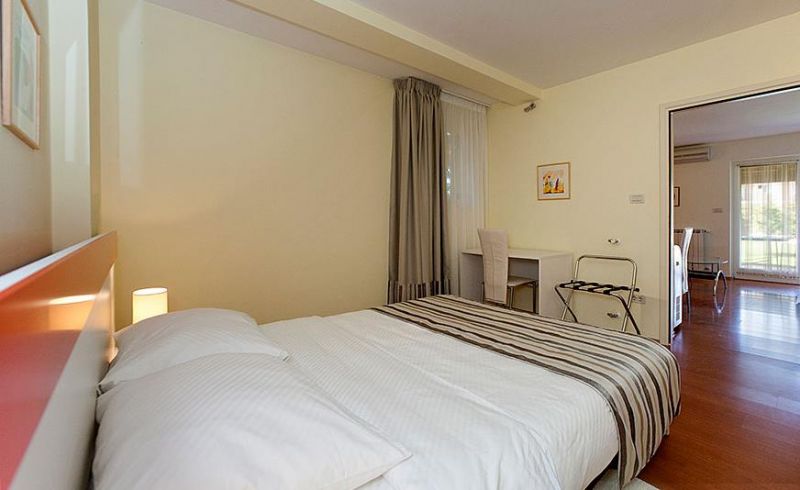 Irena Private Apartment 3*