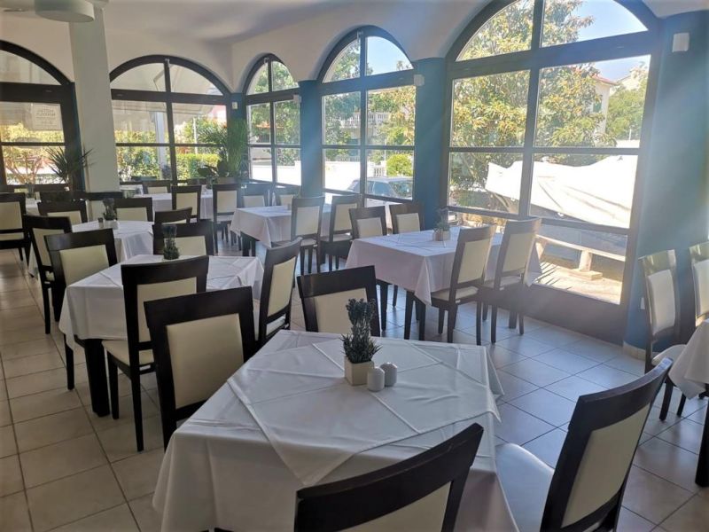 Nikola Hotel 3*