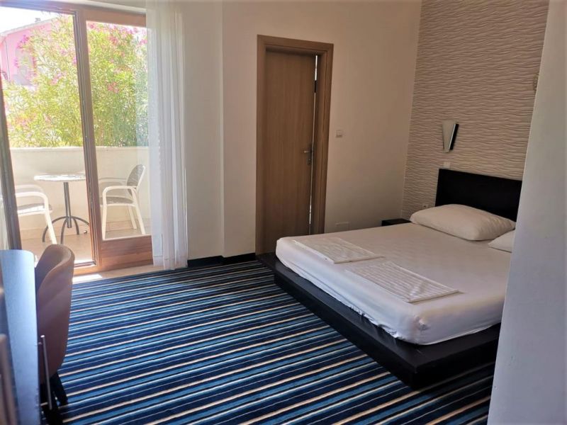 Nikola Hotel 3*
