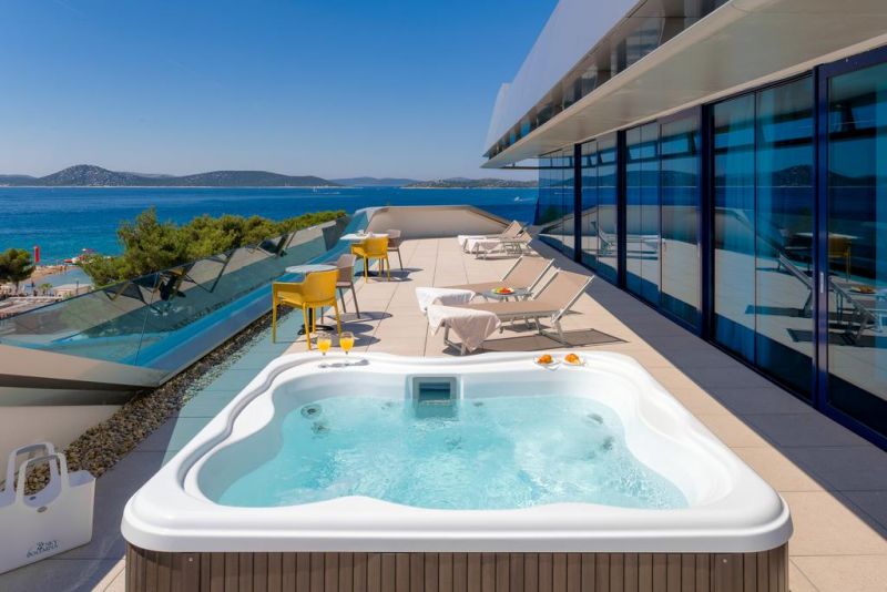 Olympia Sky 4*