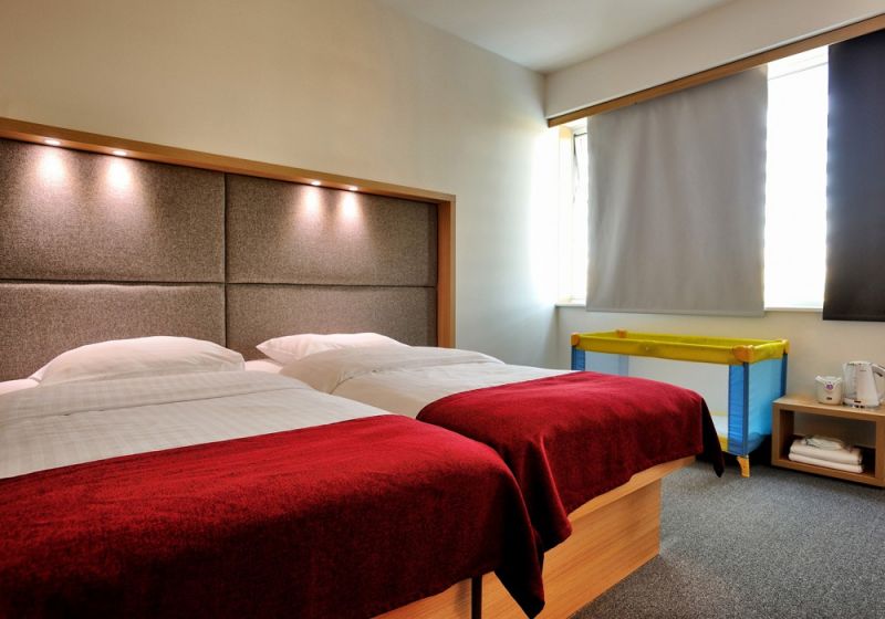 Rebro Hotel 3*