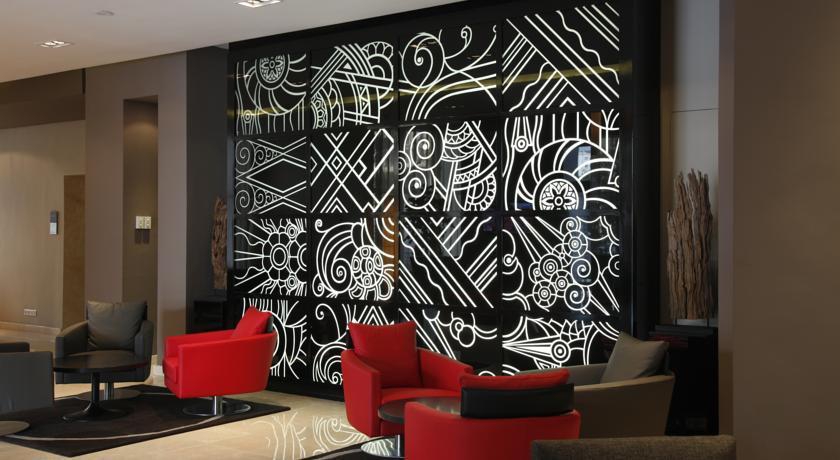 Husa Casablanca Plaza 5*