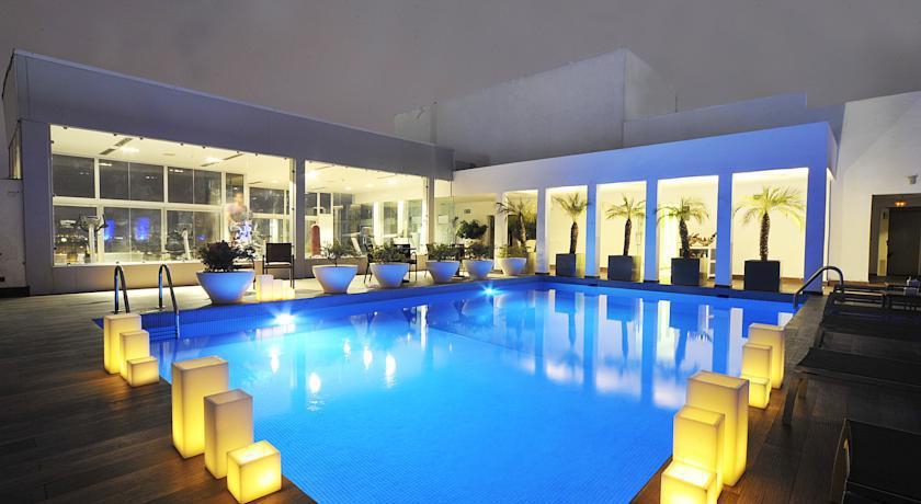 Husa Casablanca Plaza 5*