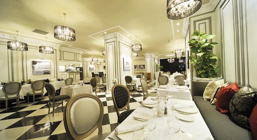Husa Casablanca Plaza 5*
