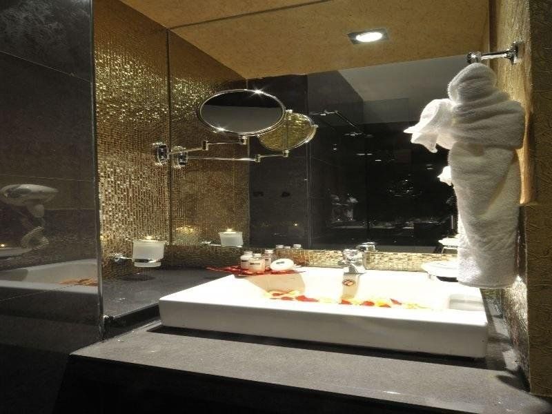 Le Trianon Luxury Hotel & Spa 4*