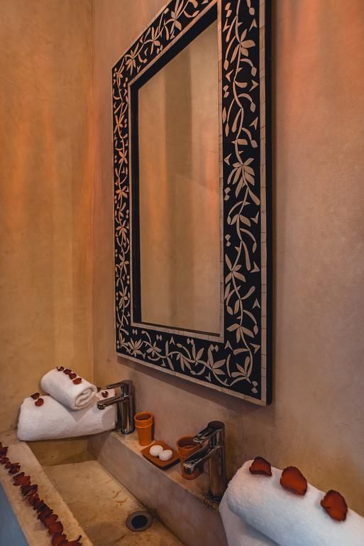 Riad Ambre Et Epices 4*