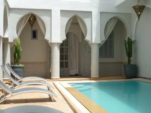 Riad Shemsi 3*