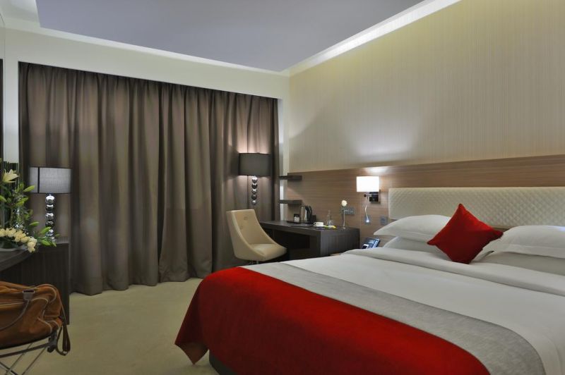 Royal Tulip City Center 5*