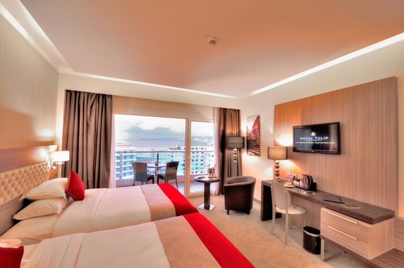 Royal Tulip City Center 5*