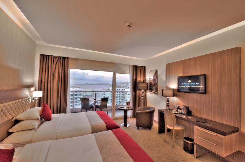 Royal Tulip City Center 5*