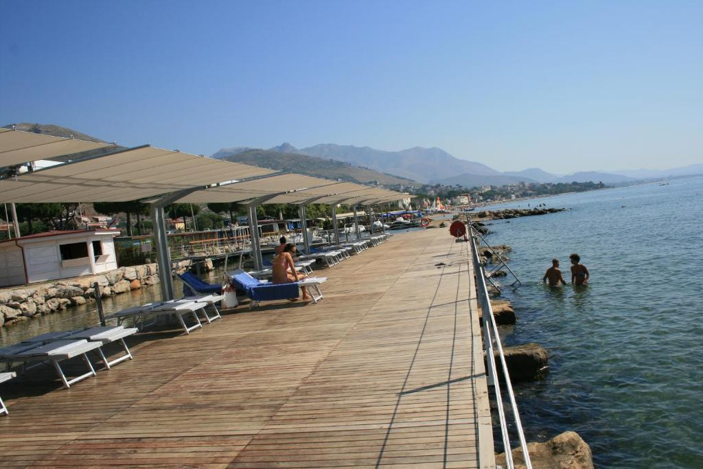Villa Irlanda Gaeta 4*