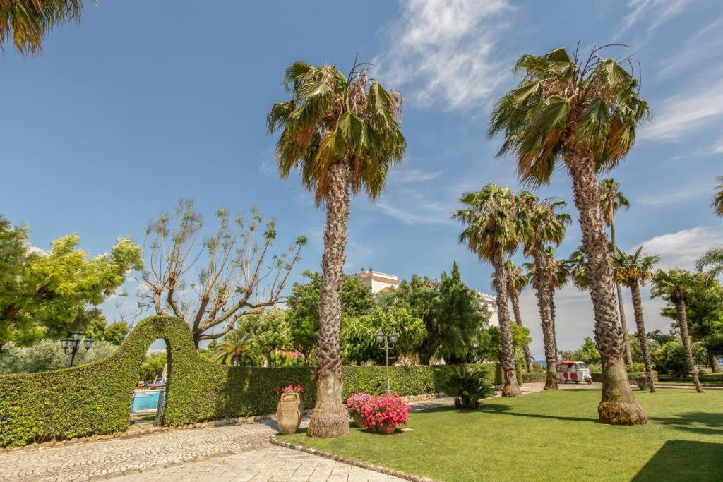 Villa Irlanda Gaeta 4*